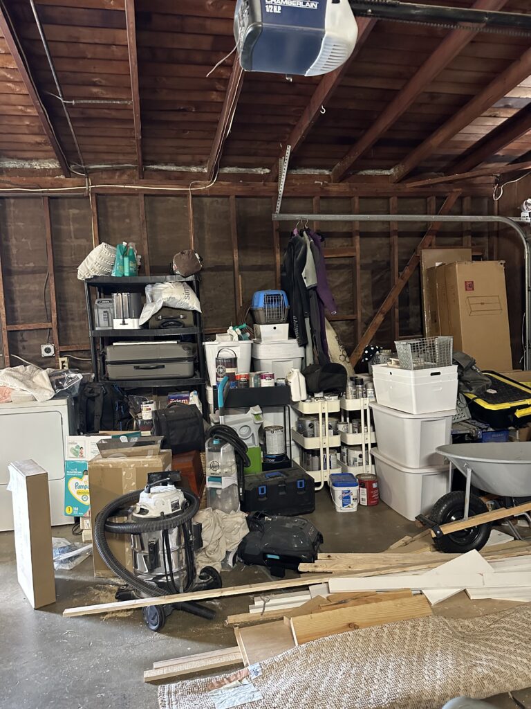 messy garage
