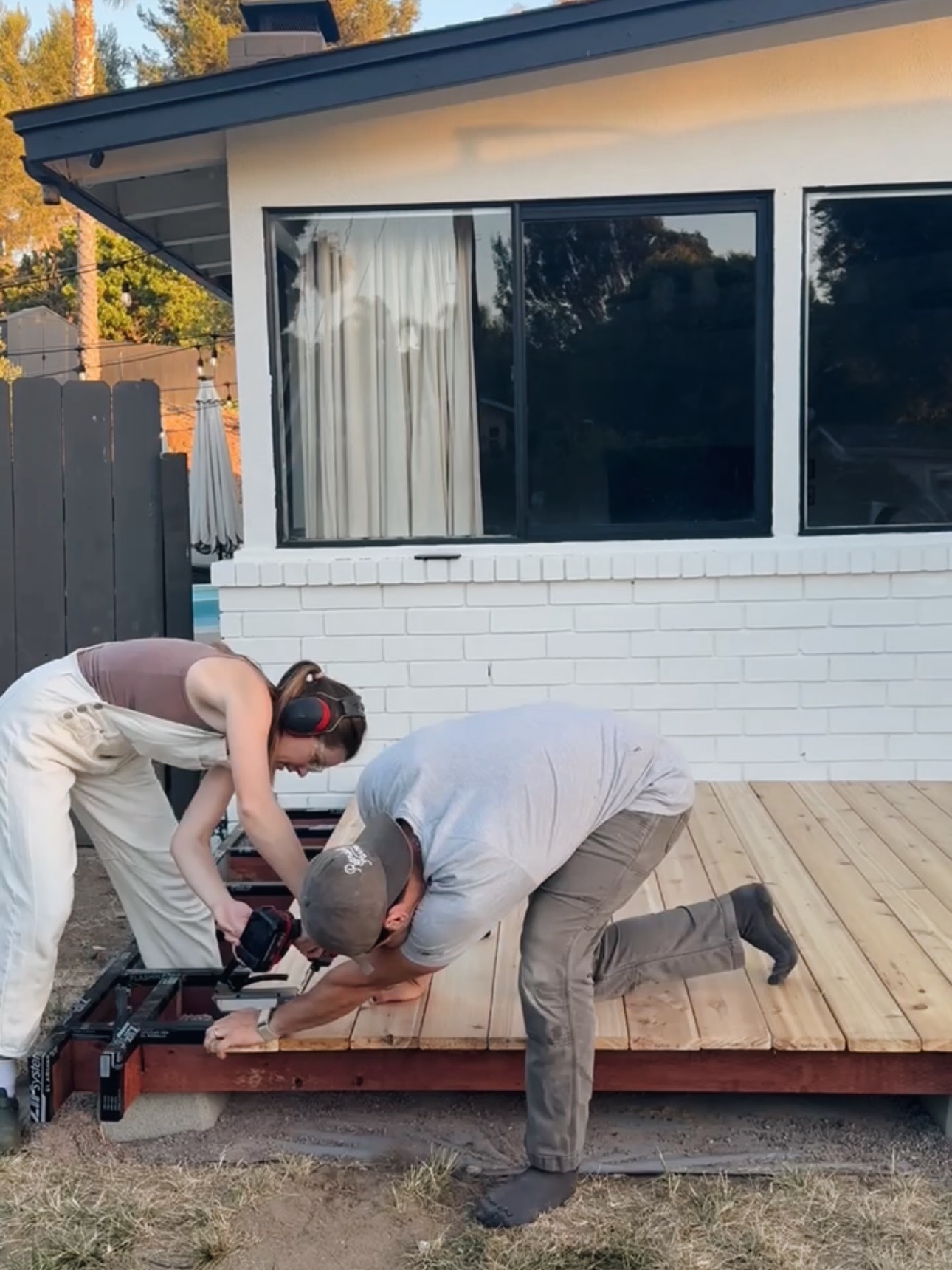 sarah-randall-deck-makeover